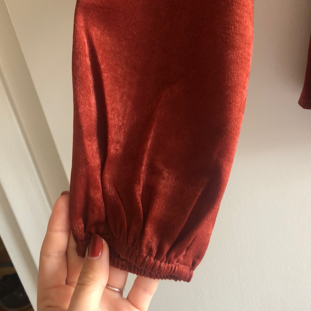 Incredibly Soft, Brand New Rust Colored Blouse - image 5